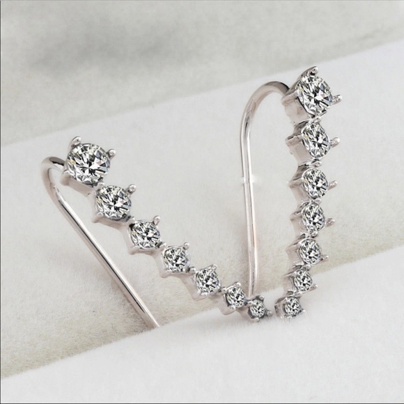 BESTSELLER ✨sparkling ear climbers earrings - Picture 4 of 4